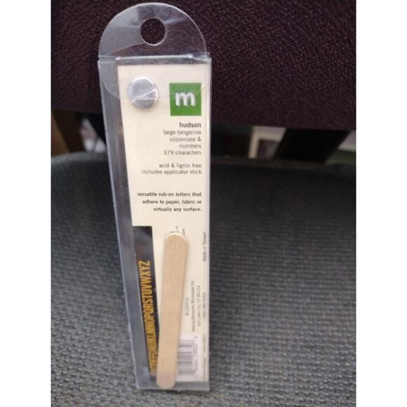 Making Memories Hudson Tangerine Rub-On Alphabet Letters 379 Characters Craft - Picture 2 of 3